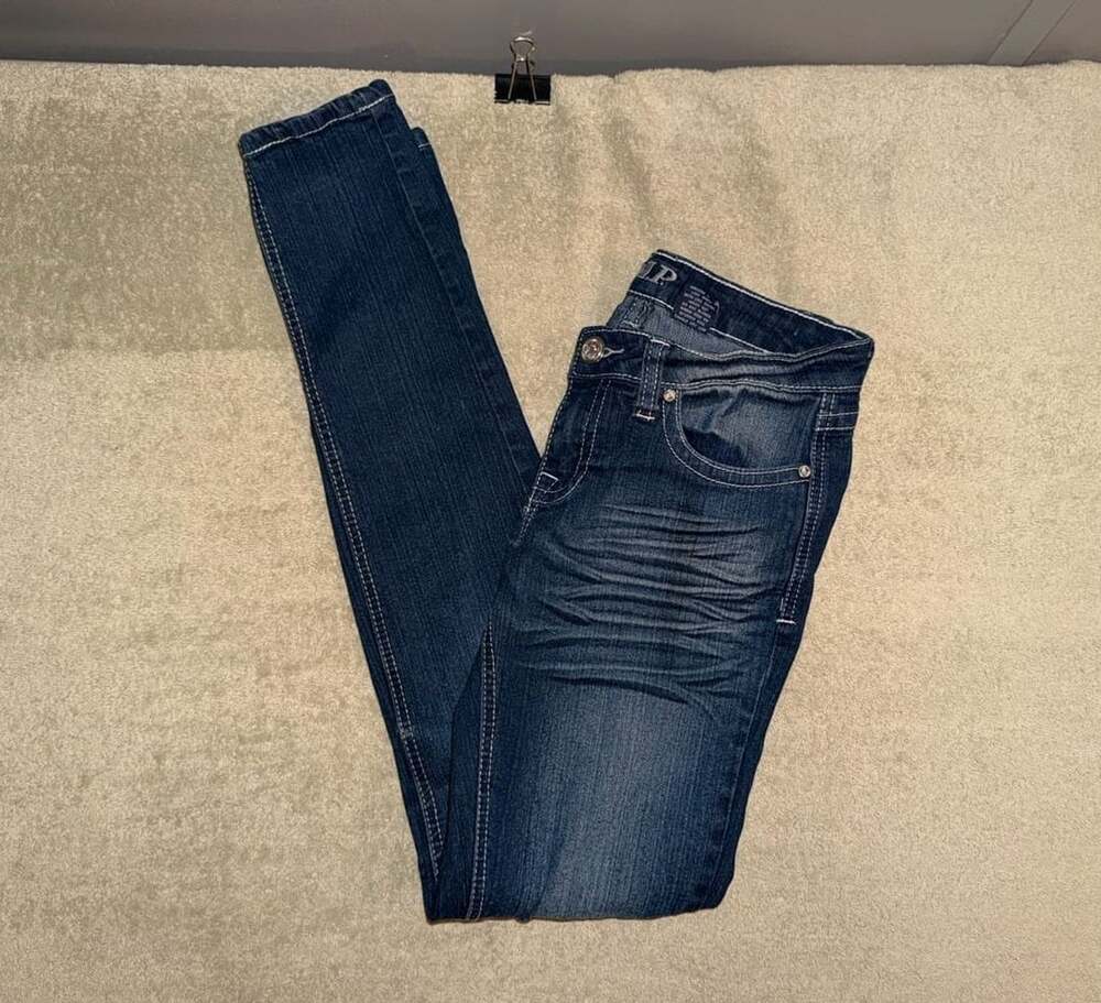 Y2K VIP Skinny Jeans Blue Denim Distressed Rhinestone Stretch Low Rise